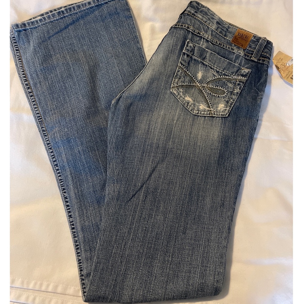 BKE Women’s  37.5 Inseam Tall Size 32 XX-Long NWT